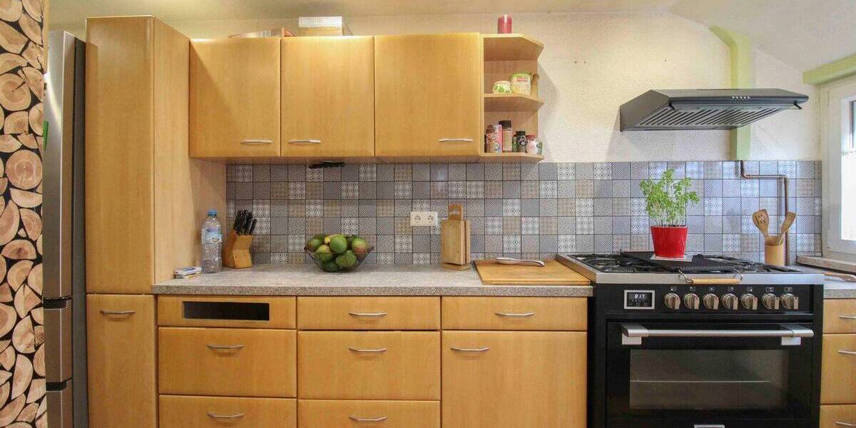 Etagenwohnung Schorndorf - 4 Zimmer, 81 m&sup2;, 265.000&euro; | Angebot:26118001