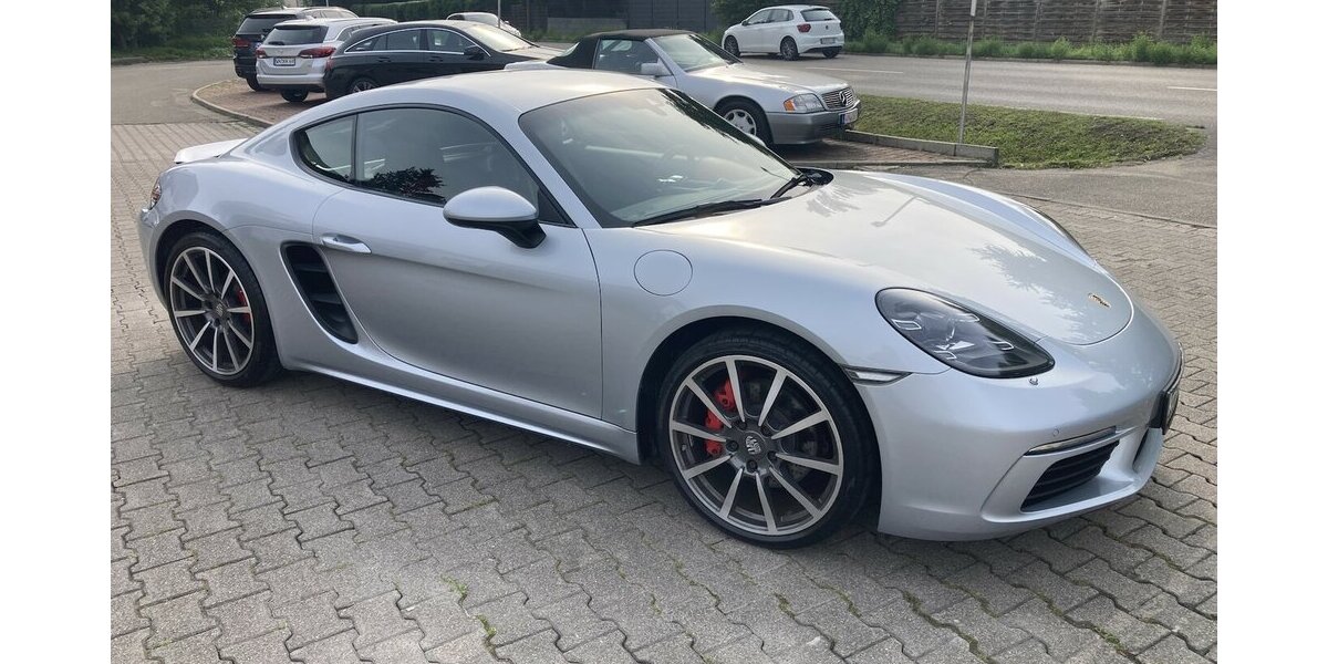 Porsche 718 Cayman S PDK*1.Hand,PCM,PDLS,Sport Chrono* 130.000 km 39.850 &euro; Schorndorf 73614
