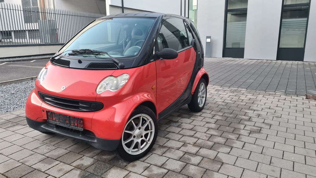 Smart ForTwo 147.713 km 2.580 &euro; Stuttgart 70565