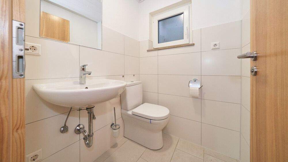 Bungalow Vaihingen an der Enz / Roßwag Roßwag - 7 Zimmer, 208 m&sup2;, 599.000&euro; | Angebot:25697225