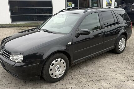VW Golf IV 1.6 Variant Special 394.000 km 499 € Schorndorf 73614