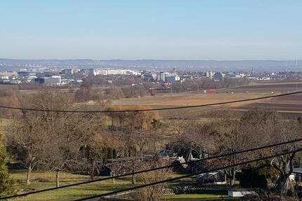 Großzügige 4-Zimmer-Whg. mit zwei Balkonen in L.-E. (Stetten) 4 zimmer