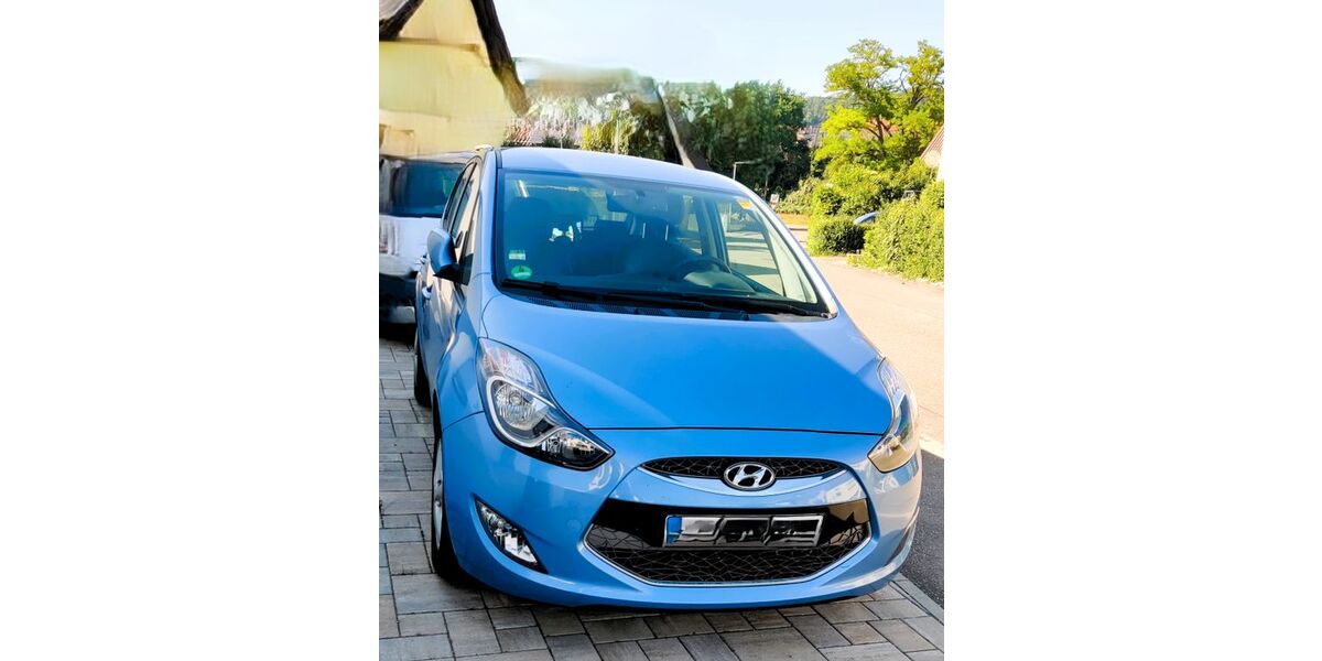 Hyundai ix20 64.500 km 7.600 &euro; Sachsenheim 74343