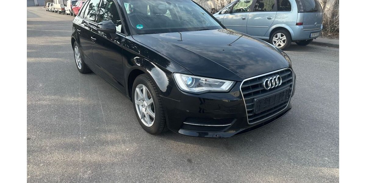 Audi A3 145.000 km 9.600 &euro; Möglingen/Ludwigsburg 71696