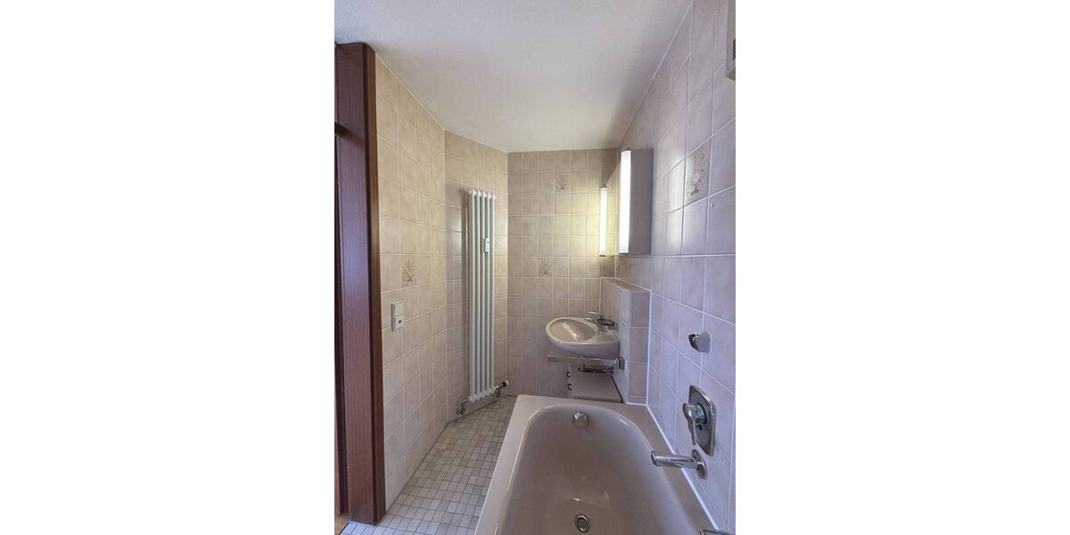 Etagenwohnung Stuttgart Zuffenhausen - 2 Zimmer, 57 m&sup2;, 229.000&euro; | Angebot:26154549