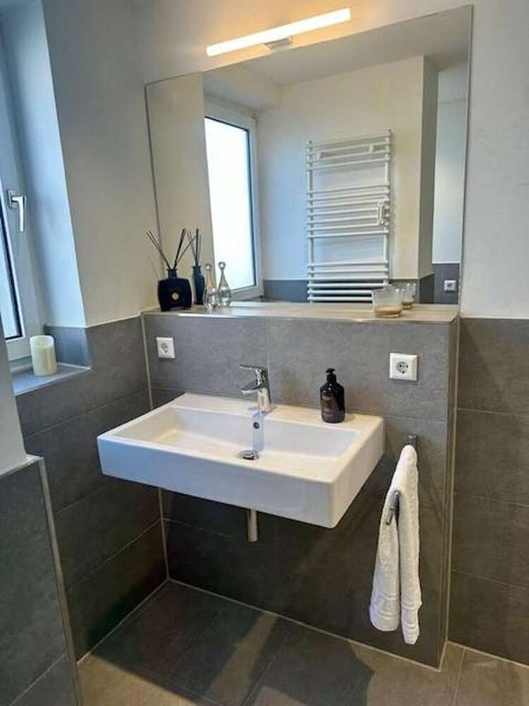 Wohnung zum Mieten in Stuttgart 1.700 € 72 m²
