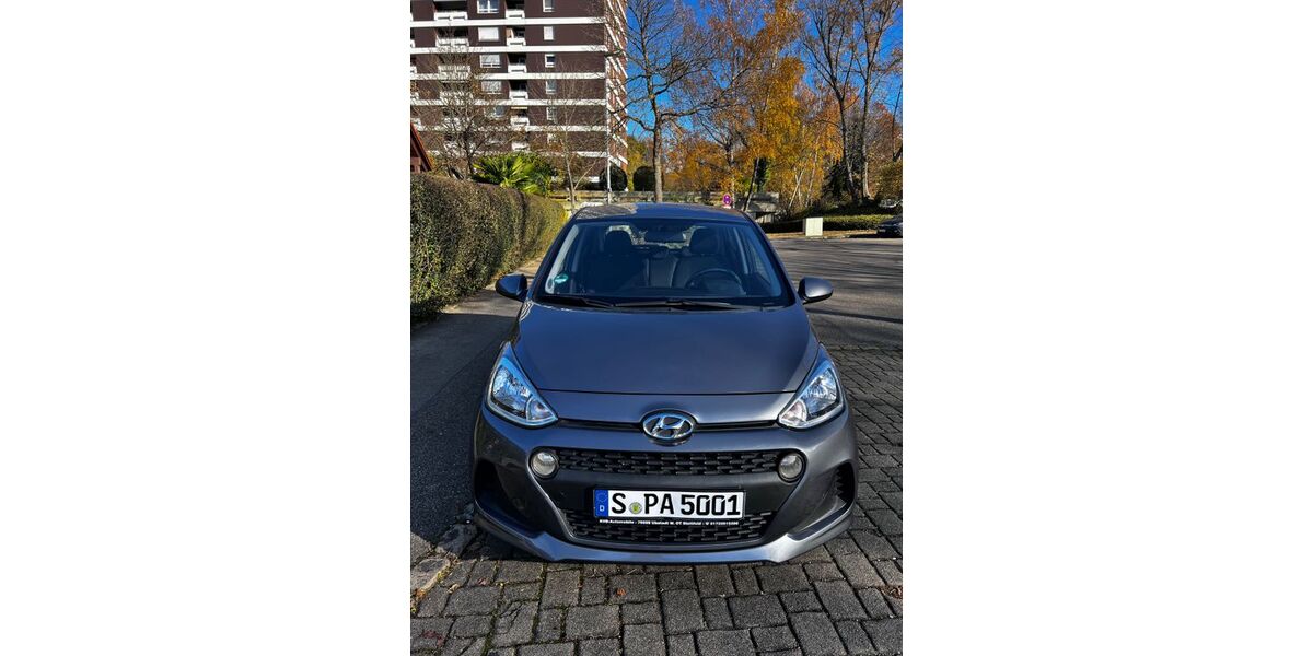 Hyundai i10 74.000 km 7.800 € Metzingen 72555