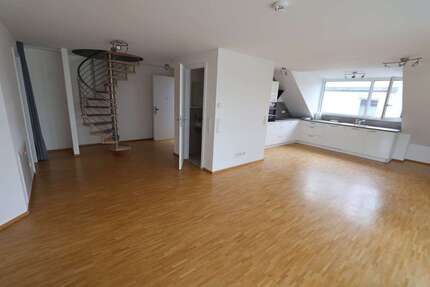 Wohnung zum Mieten in Stuttgart-Vaihingen 2.000 € 129 m² 4 zimmer