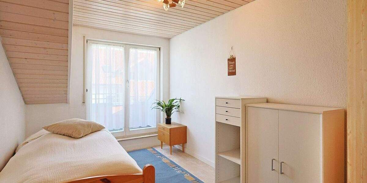 Etagenwohnung Böblingen-Dagersheim Dagersheim - 4 Zimmer, 87 m&sup2;, 345.000&euro; | Angebot:25682082