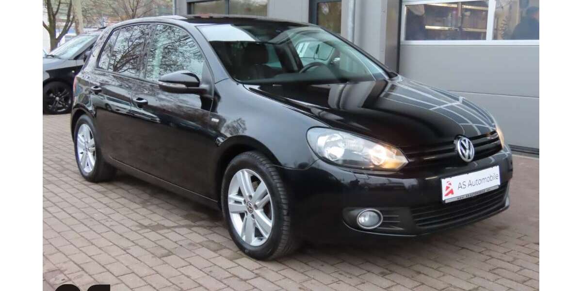 VW Golf 113.000 km 6.990 € Stuttgart 70329