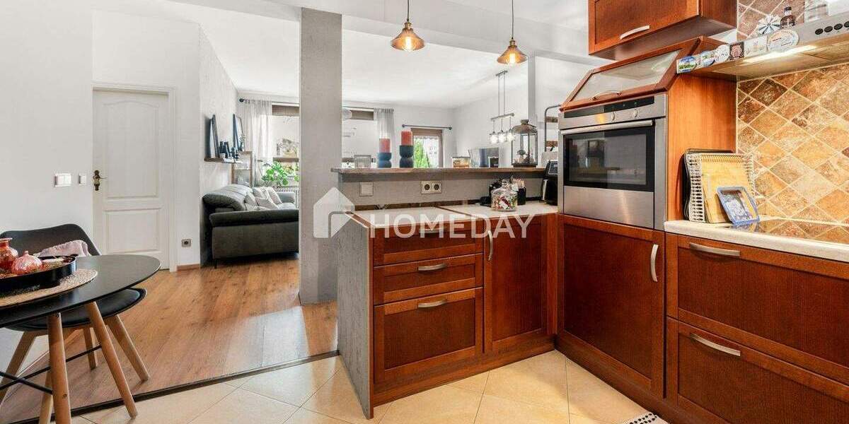 Ruhig, zentral und vielseitig: Großzügige Wohnung mit separater Einliegerwohnung in Feuerbach 6 zimmer