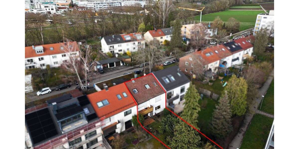 Einfamilienhaus Stuttgart Dürrlewang - 8 Zimmer, 170 m&sup2;, 559.000&euro; | Angebot:26043137