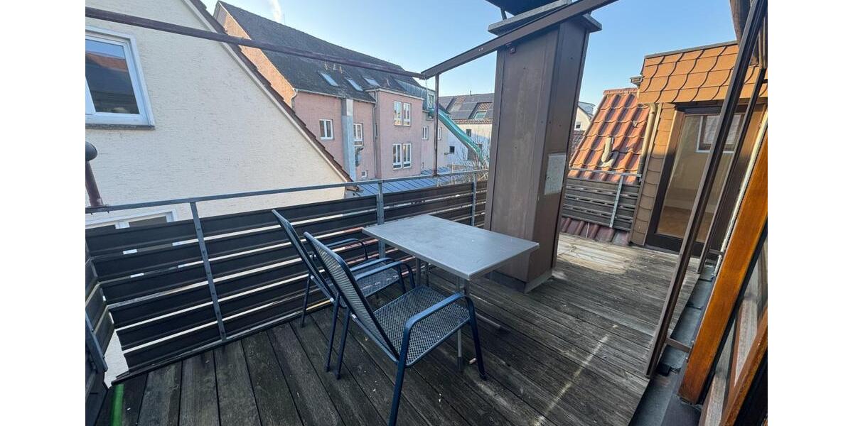 Doppelhaushälfte Stuttgart Luginsland - 4 Zimmer, 112 m&sup2;, 1.560&euro; | Angebot:25080214