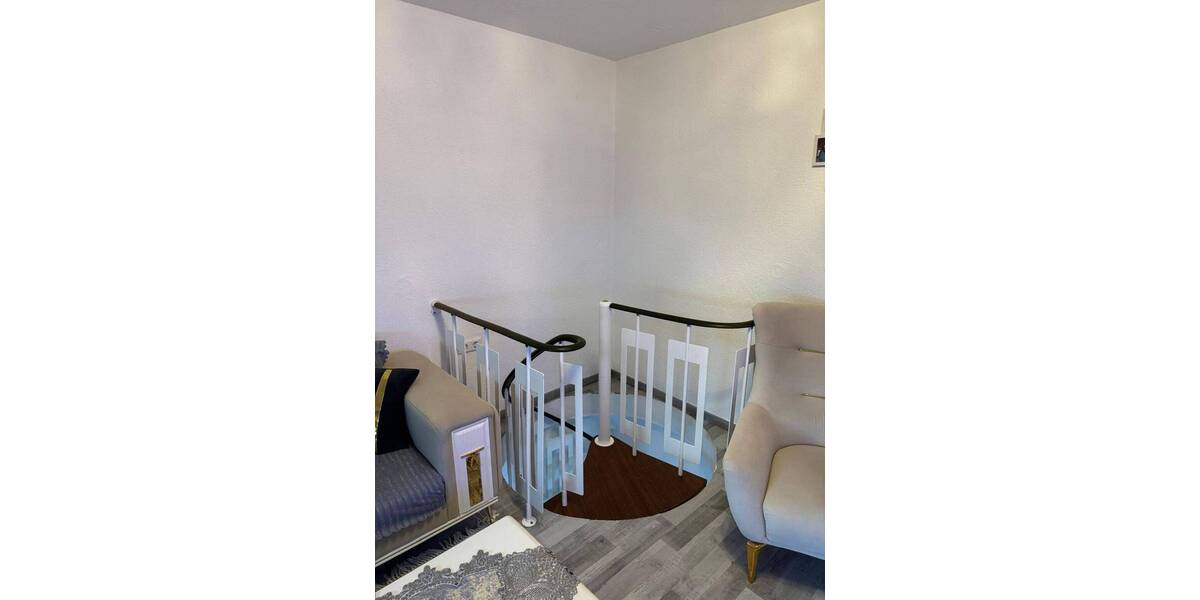 Etagenwohnung Esslingen Wäldenbronn - 5 Zimmer, 117 m&sup2;, 470.000&euro; | Angebot:26064591