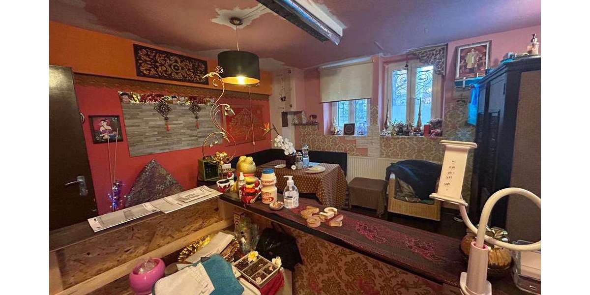 Büro in Stuttgart 180.000 € 82.3 m² zimmer