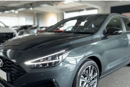 Hyundai i30 9.999 km 24.590 &euro; Stuttgart 70469