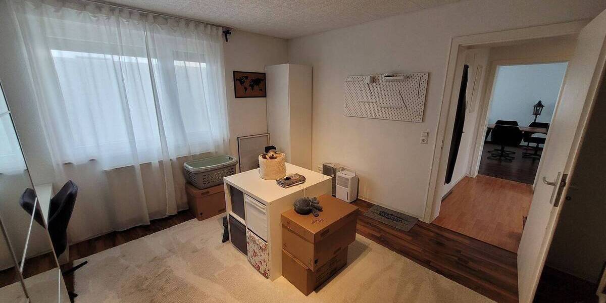 Etagenwohnung Sachsenheim Kleinsachsenheim - 3 Zimmer, 78 m&sup2;, 975&euro; | Angebot:26583870