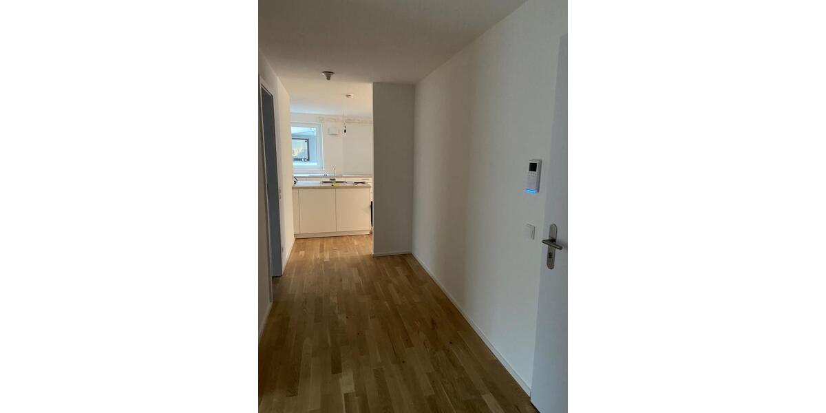 Etagenwohnung Weinstadt - 2.5 Zimmer, 88 m&sup2;, 1.495&euro; | Angebot:26514906