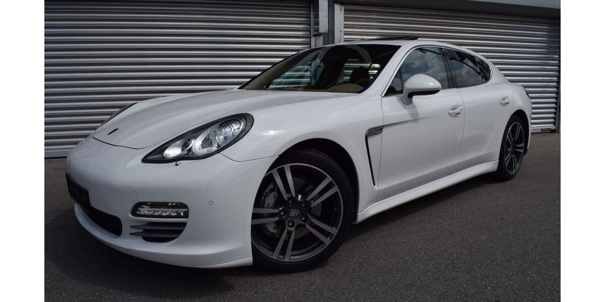 Porsche Panamera 116.900 km 30.700 € Böblingen 71034