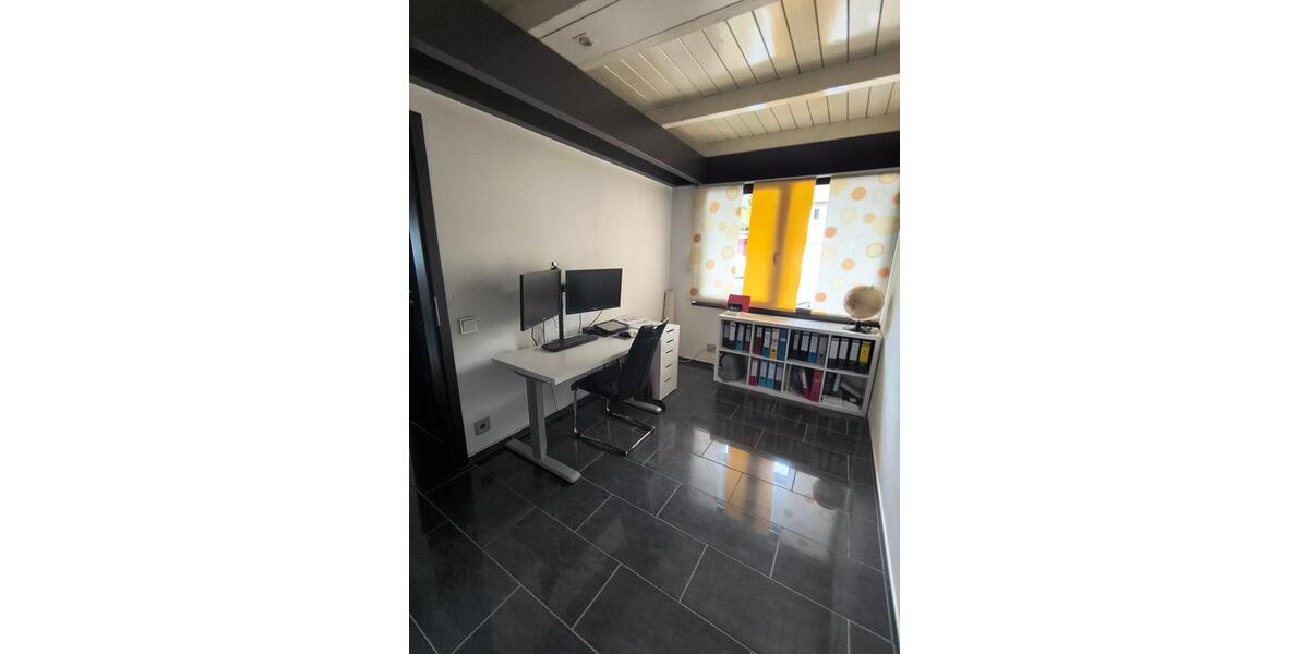 Einfamilienhaus Ebersbach an der Fils - 8 Zimmer, 214 m&sup2;, 795.000&euro; | Angebot:27165341