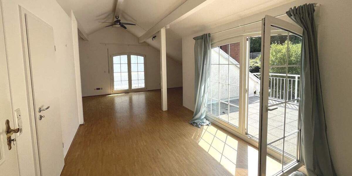 Einfamilienhaus Stuttgart Nord - 7 Zimmer, 242 m&sup2;, 1.690.000&euro; | Angebot:24696329