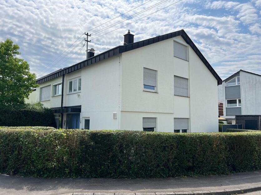Traum-DHH mit kl.Garten, Terrasse und 2 Stellplätze zu vermieten