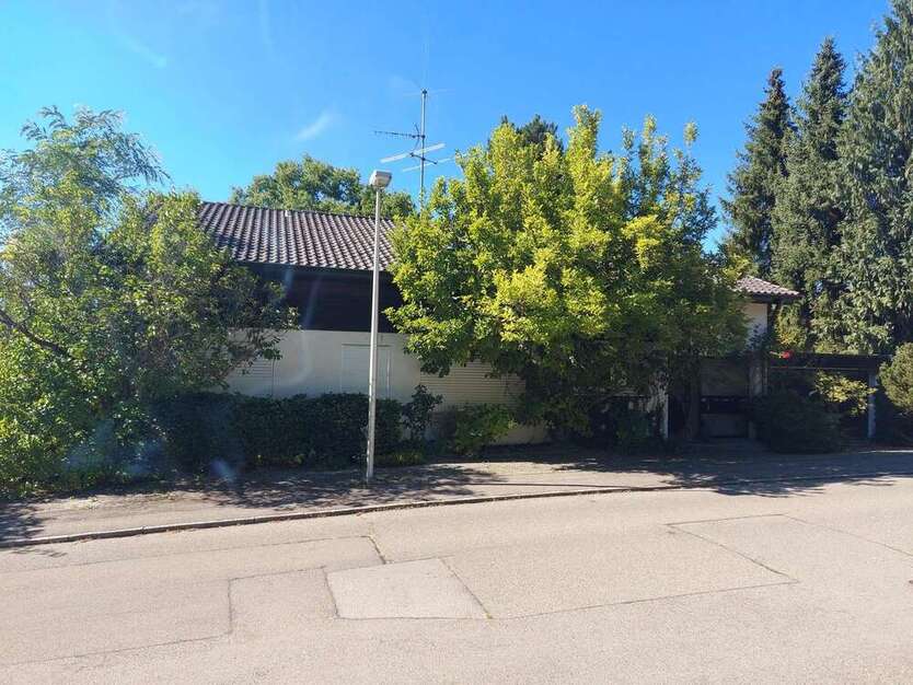 Haus zum Kaufen in Tübingen 1.550.000 € 378 m² 11 zimmer