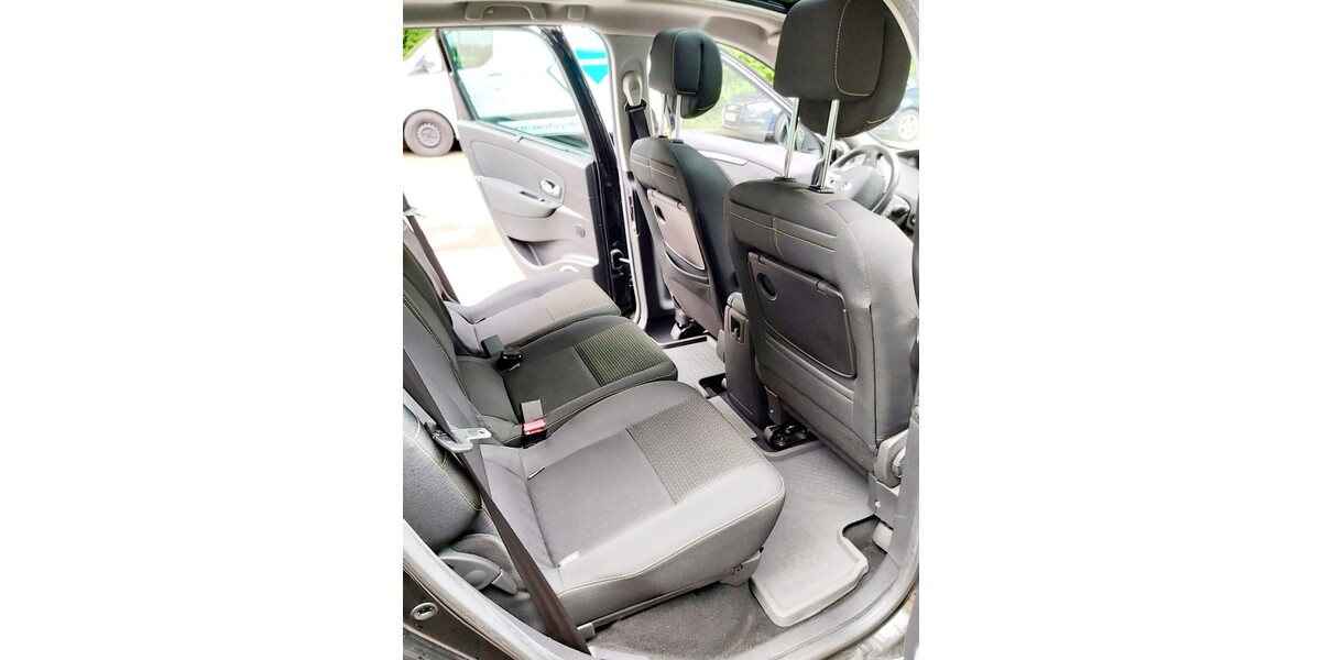 Renault Scenic 58.000 km 5.800 € Böblingen 71032