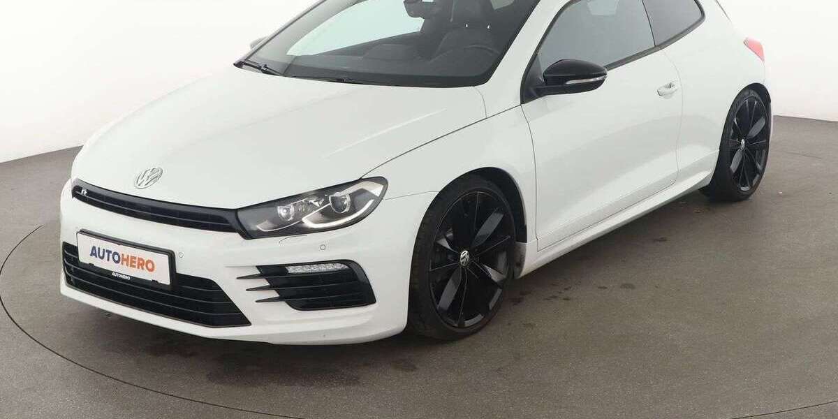 VW Scirocco 98.386 km 21.850 € Stuttgart 70195