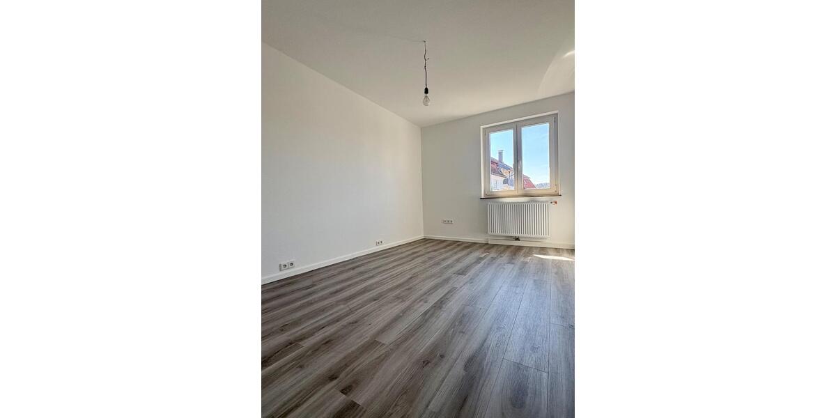 Etagenwohnung Stuttgart Luginsland - 4 Zimmer, 78 m&sup2;, 1.300&euro; | Angebot:26144361