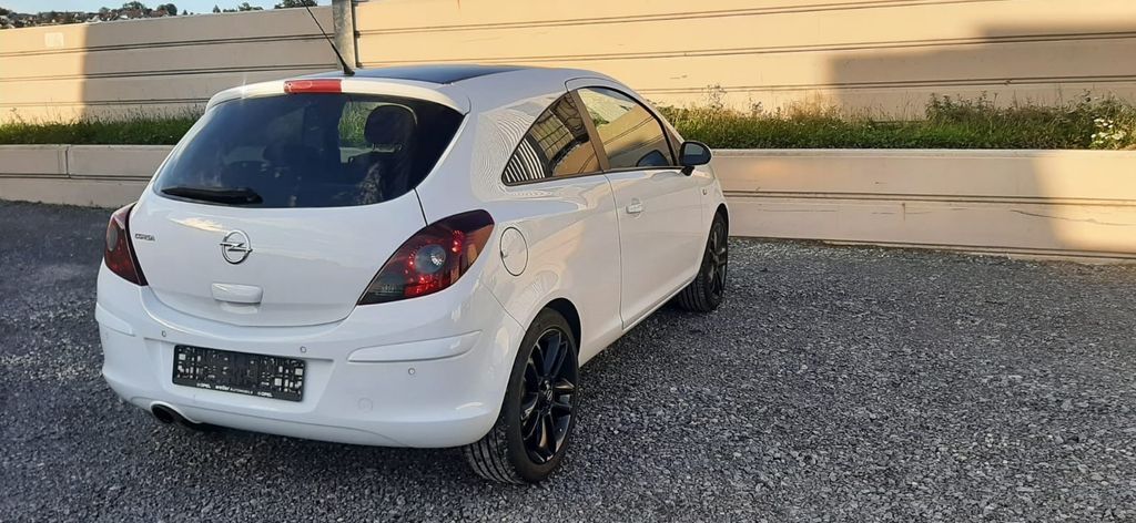 Opel Corsa 225.000 km 2.490 € Vaihingen an der Enz 71665