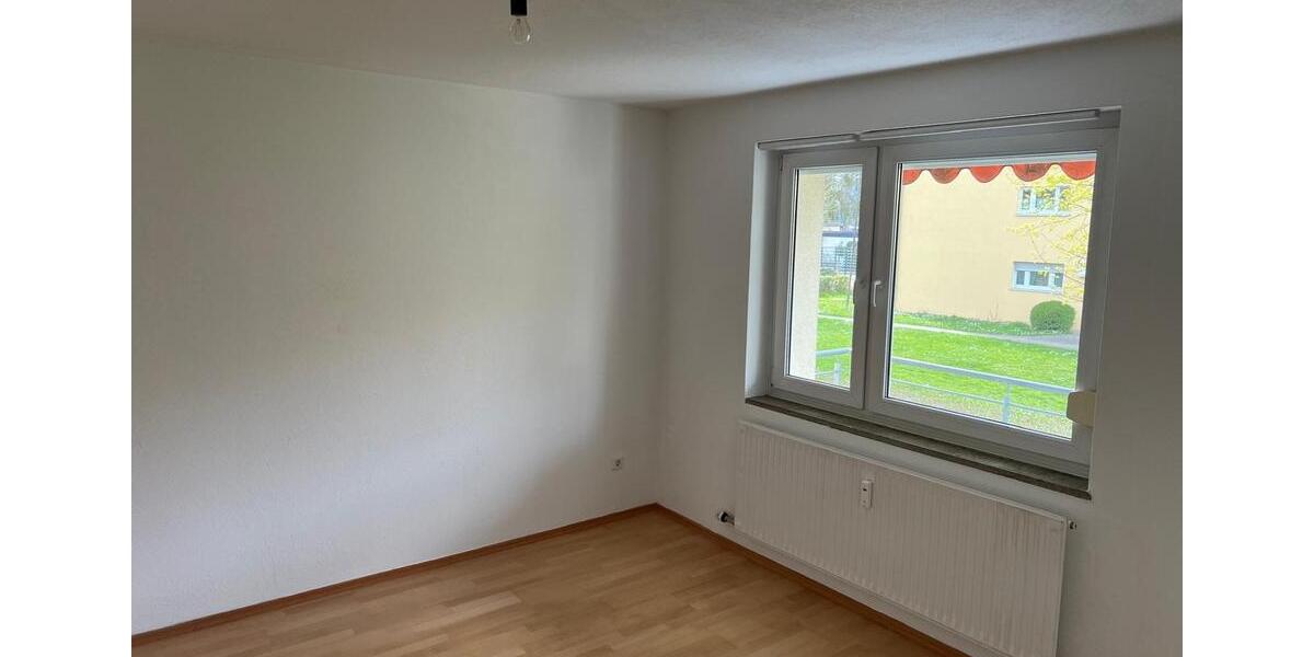 Etagenwohnung Stuttgart Neuwirtshaus - 3 Zimmer, 64 m&sup2;, 289.000&euro; | Angebot:26804443