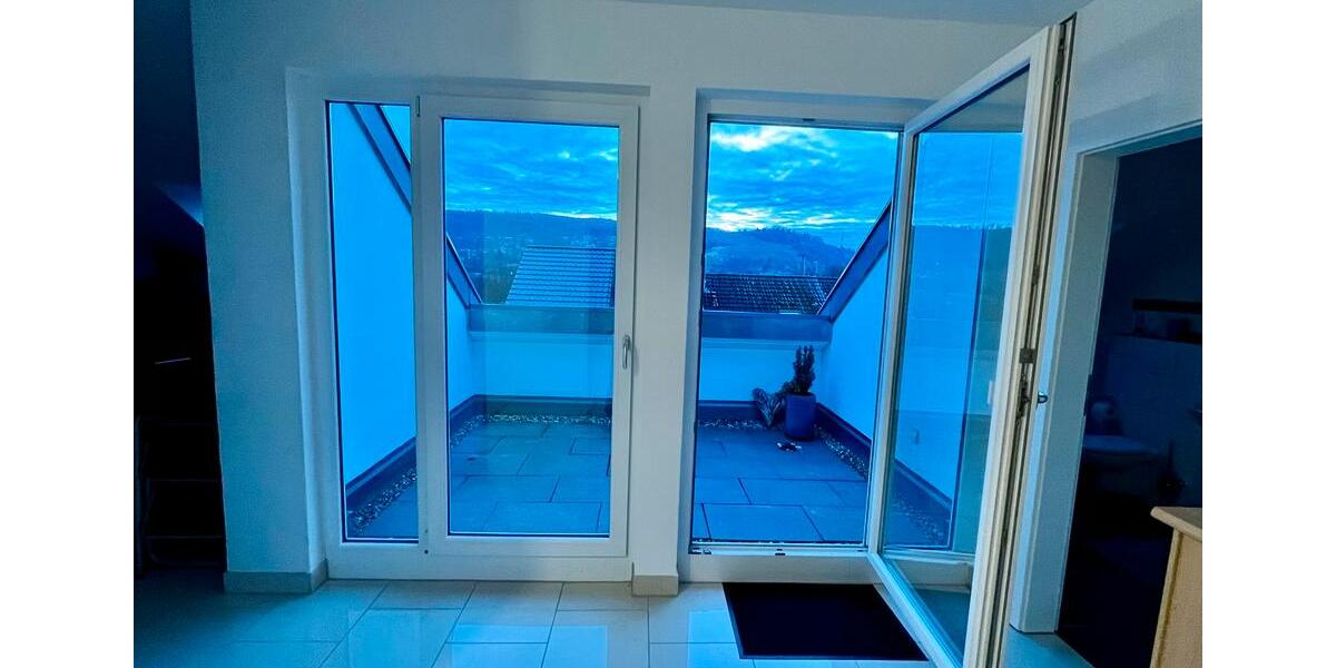 Einfamilienhaus Weinstadt - 9 Zimmer, 247 m&sup2;, 995.000&euro; | Angebot:26825977