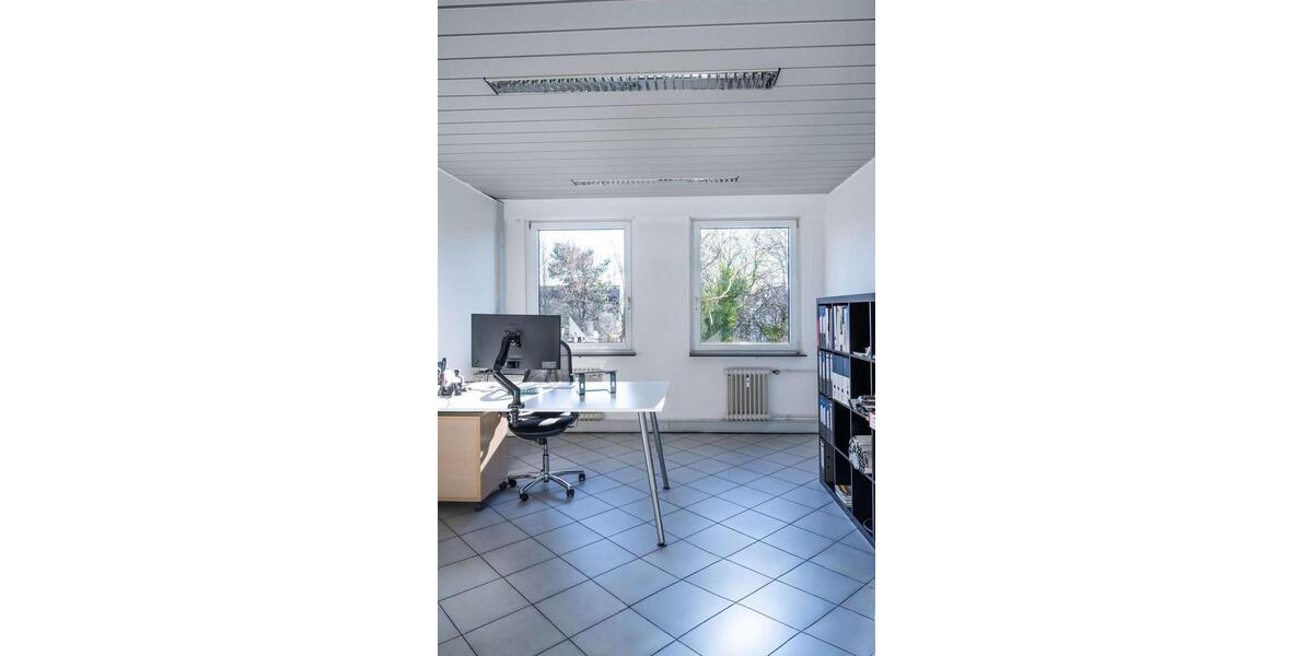 Gewerbeobjekt Stuttgart Neuwirtshaus - 2.500&euro; | Angebot:24239847