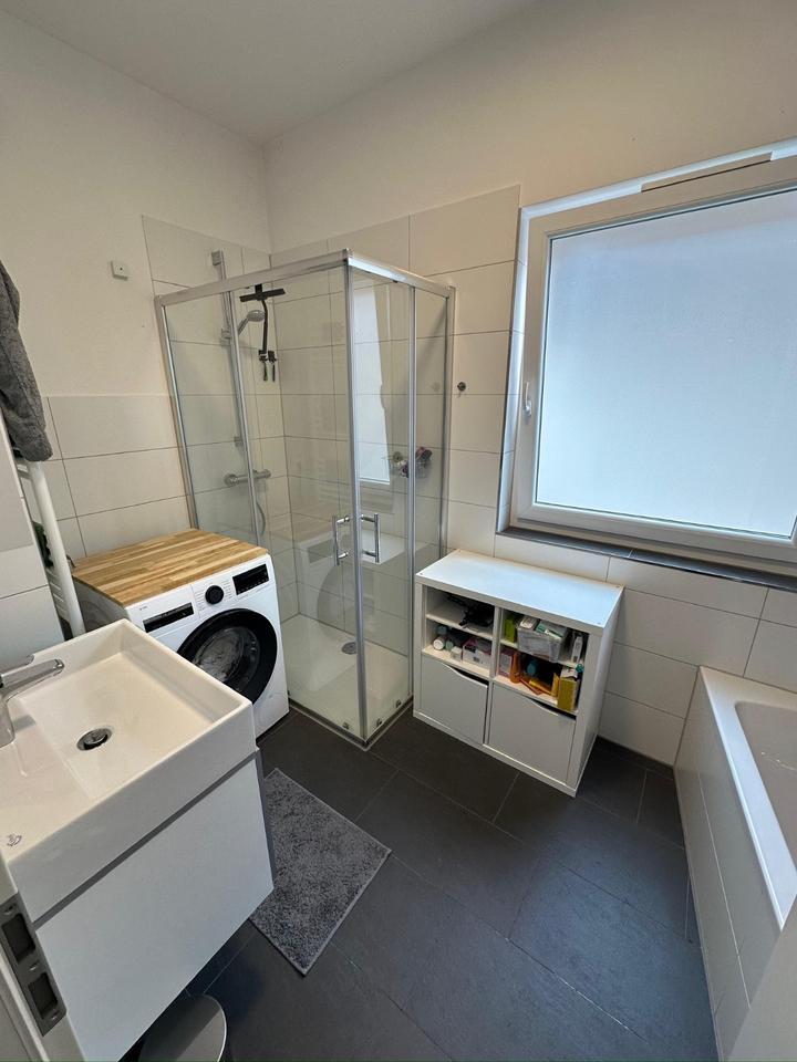 Kernsanierte, ruhige & helle, 3-Zimmer Wohnung
