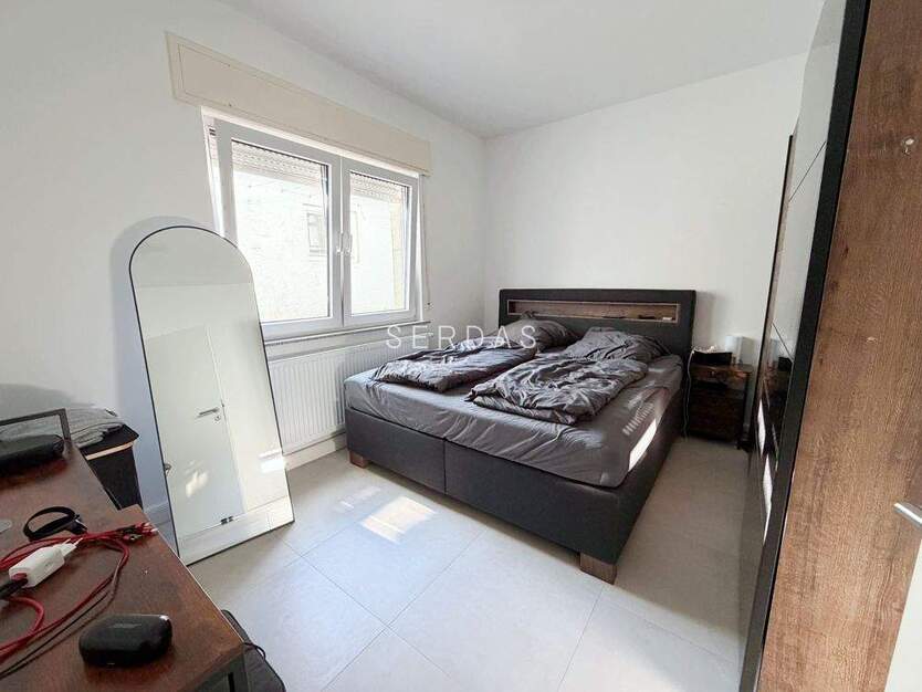 Attraktives 4-Familienhaus in zentraler Lage von Stuttgart-Obertürkheim 1 zimmer