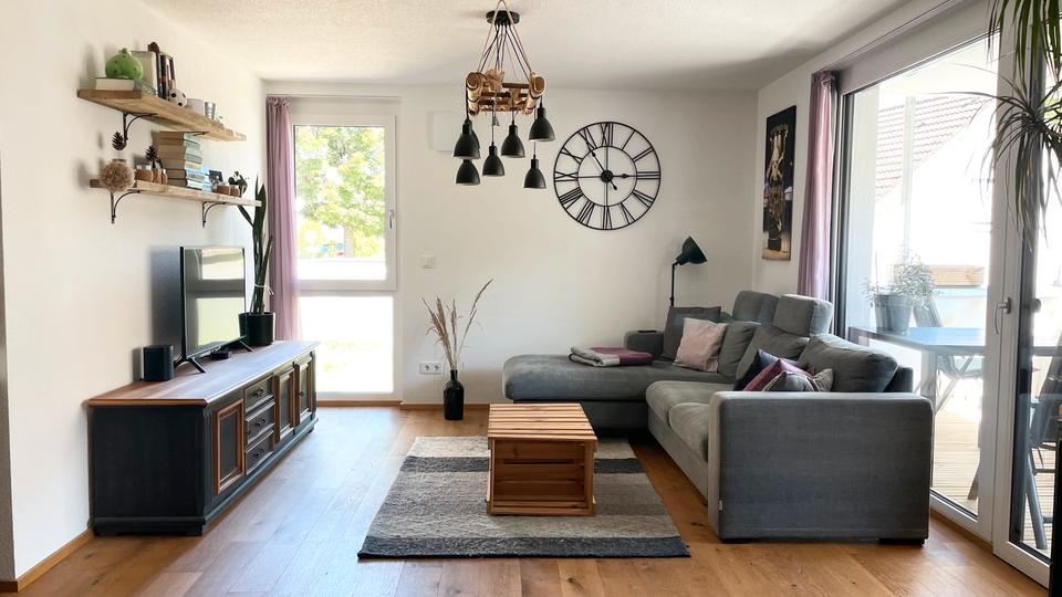 Etagenwohnung Waldenbuch - 2.5 Zimmer, 77 m&sup2;, 349.000&euro; | Angebot:26876361