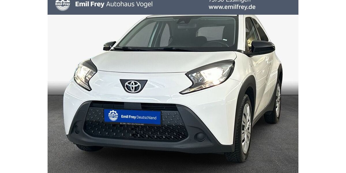 Toyota Aygo (X) 56.450 km 12.460 &euro; Esslingen 73730