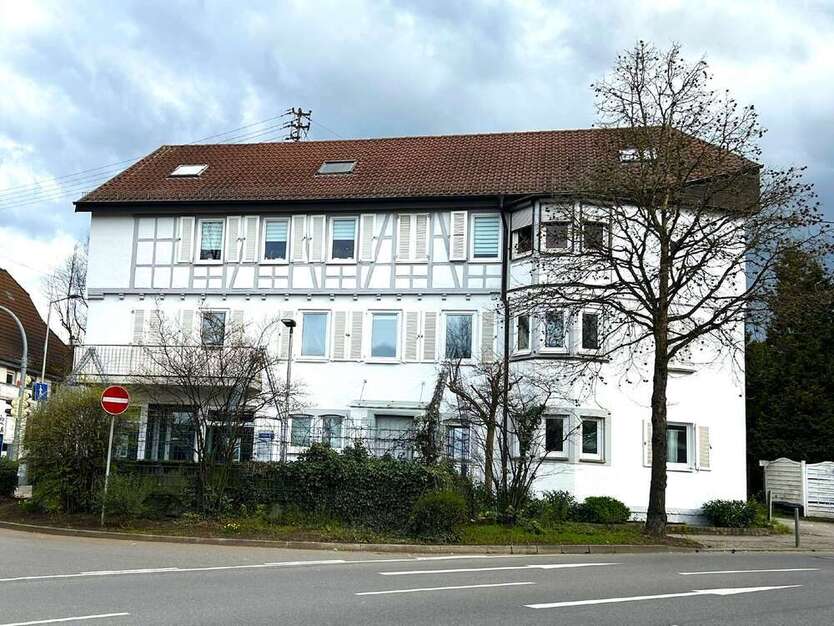 Haus zum Kaufen in Backnang 870.000 € 384.53 m²