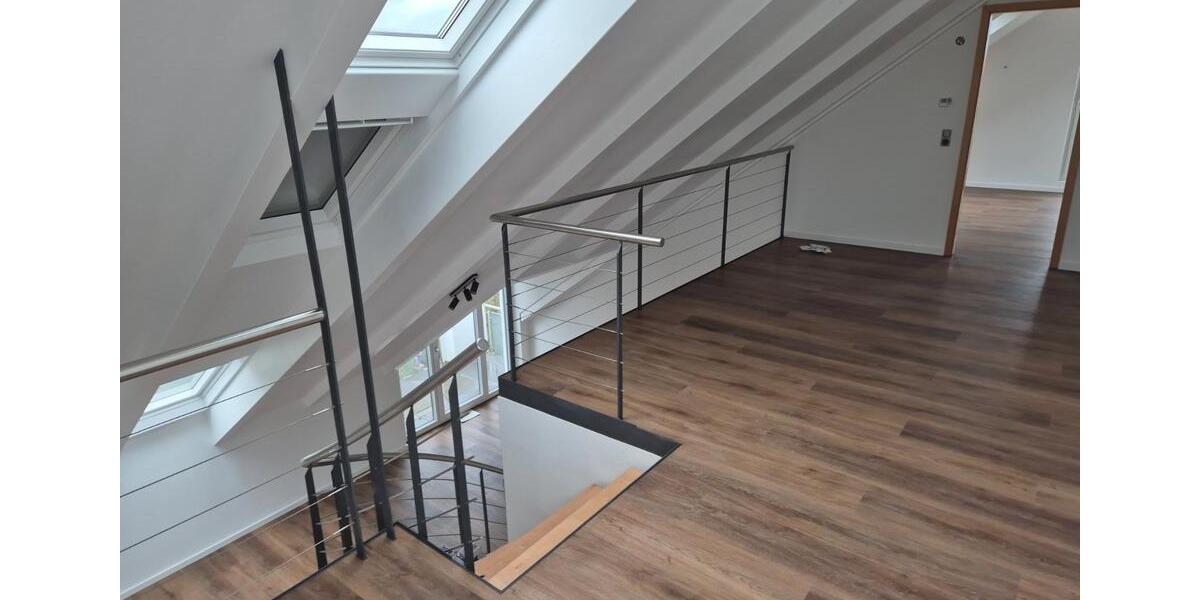 Maisonettenwohnung Stuttgart Vaihingen - 4 Zimmer, 107 m&sup2;, 1.600&euro; | Angebot:26339965