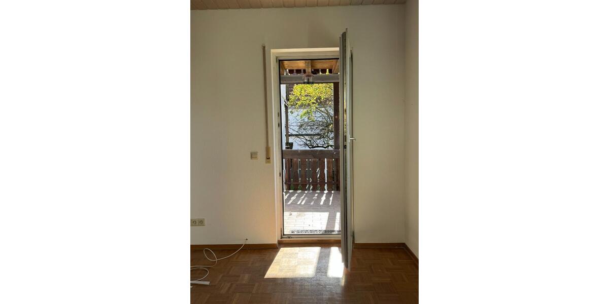 Erdgeschoßwohnung Pliezhausen - 3 Zimmer, 87 m&sup2;, 333.000&euro; | Angebot:25717280