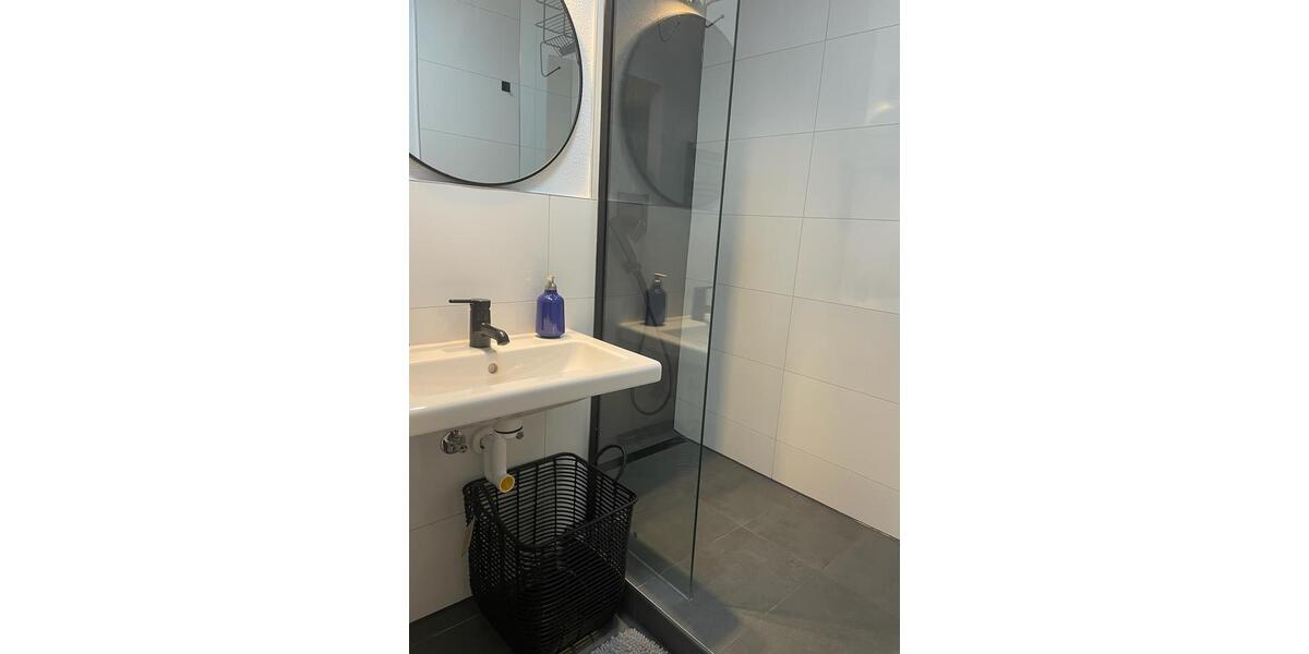 Etagenwohnung Stuttgart Bad Cannstatt - 1 Zimmer, 36 m&sup2;, 192.000&euro; | Angebot:26910312