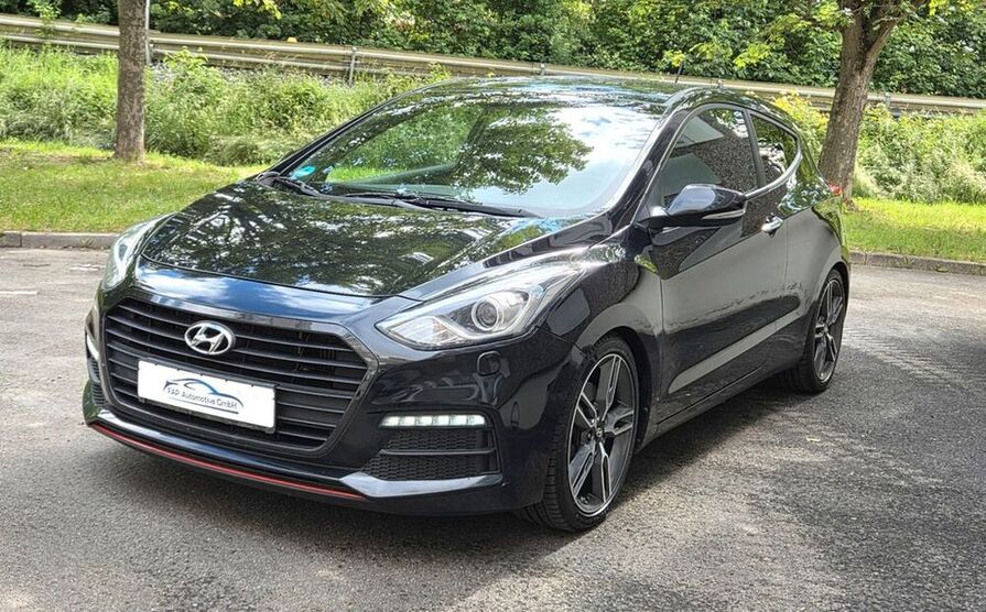 i30