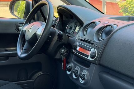 Mitsubishi Colt 50.000 km 5.500 &euro; Fellbach 70736