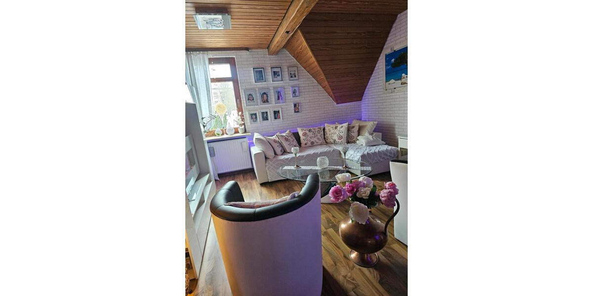 Dachgeschoßwohnung Filderstadt - 1 Zimmer, 20 m&sup2;, 680&euro; | Angebot:26083480