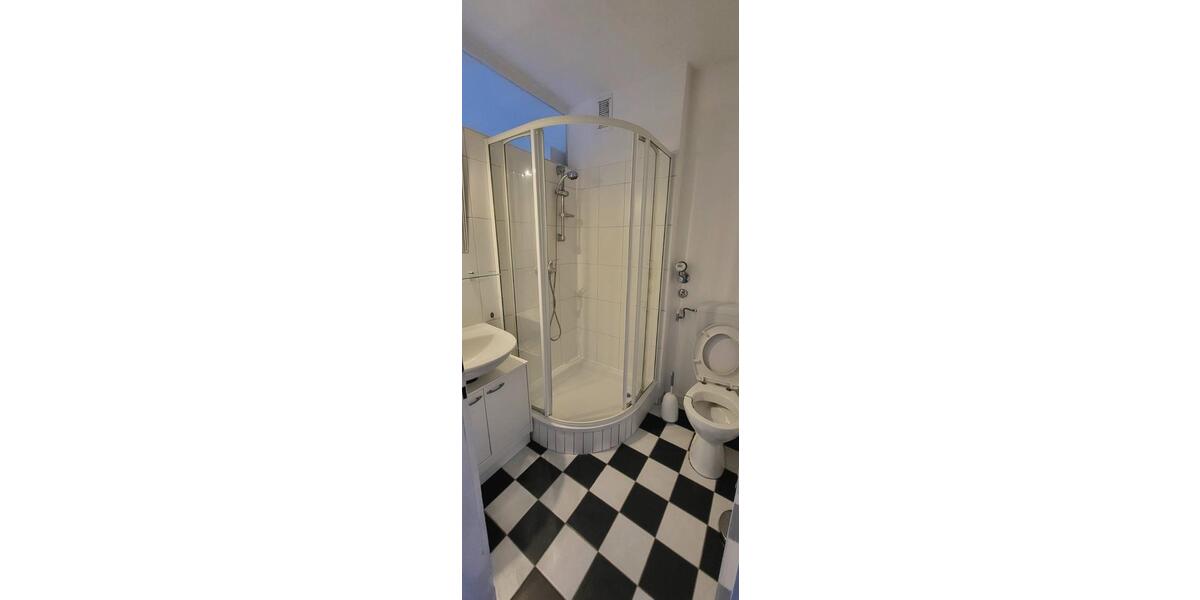 Etagenwohnung Stuttgart Feuerbach - 2 Zimmer, 37 m&sup2;, 735&euro; | Angebot:25922268