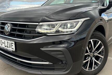 VW Tiguan 159.800 km 24.990 € Böblingen/Stuttgart 71034