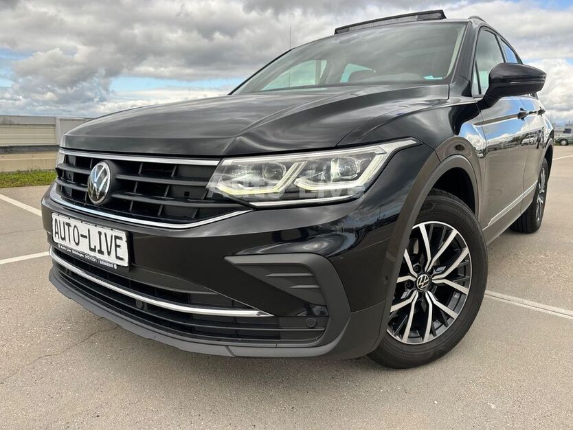 VW Tiguan 159.800 km 24.990 € Böblingen/Stuttgart 71034
