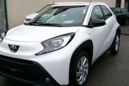 Toyota Aygo (X) 22.000 km 14.240 &euro; Sindelfingen 71065