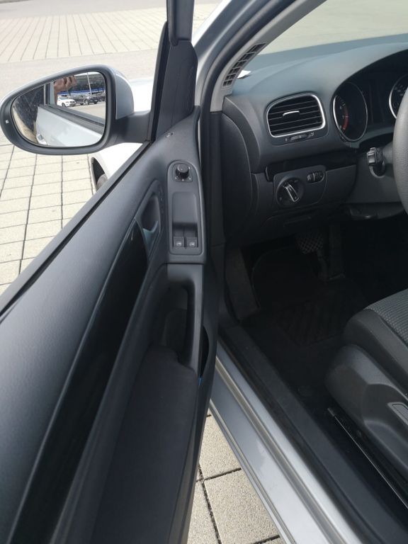 VW Golf 174.000 km 5.500 € Stuttgart 70569